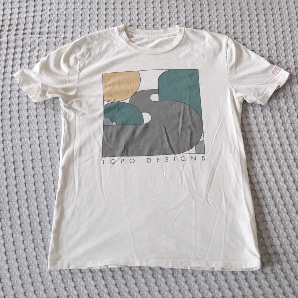 Topo Designs Men's Off White Graphic Logo T-Shirt Size Small S